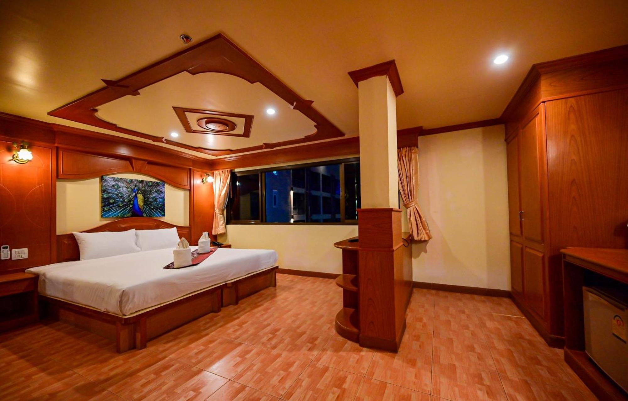 Patong Complex Hotel מראה חיצוני תמונה