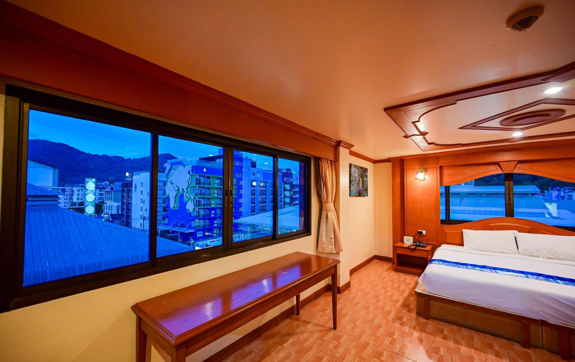 Patong Complex Hotel מראה חיצוני תמונה