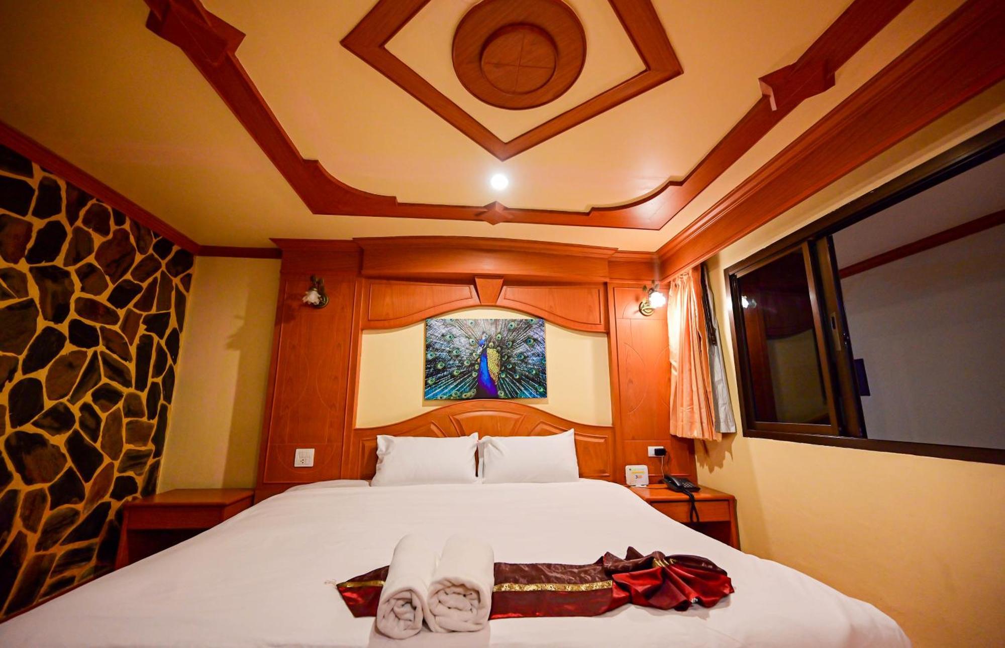 Patong Complex Hotel מראה חיצוני תמונה
